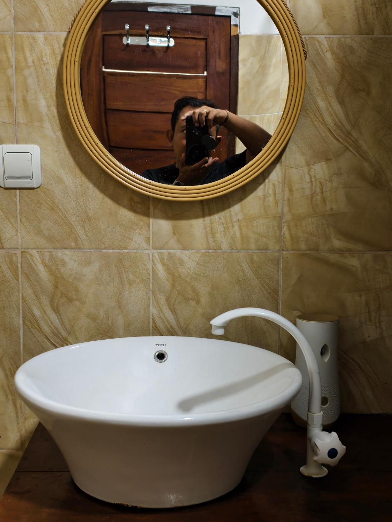 סיידמן Aby Guest House By Paradise מראה חיצוני תמונה